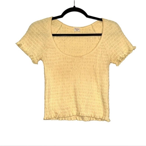 Aritzia Wilfred Free Short Sleeve Smocked Yellow Crop Top - Picture 1 of 3
